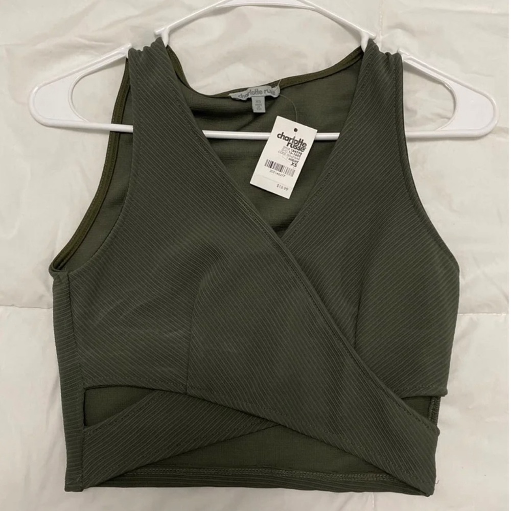 Military green crop top. With tag, but has slight stains (washable)